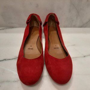 Barrila Boutique Suede Bow Flats